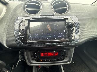 Seat Ibiza 1.2 TSi  AUTOMAAT ST LICHTE SCHADE! BOUWJAAR 2011  2899 EURO VAST picture 13