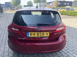 Ford Fiesta 1.0 AUTOMAAT TITANIUM RIJDBARE SCHADE BOUWJAAR 2017 7850 EURO picture 6