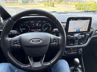 Ford Fiesta 1.0 AUTOMAAT TITANIUM RIJDBARE SCHADE BOUWJAAR 2017 7850 EURO picture 10