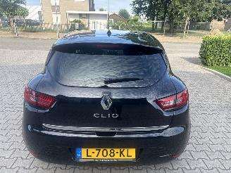 Renault Clio 1.2 COLLECTION 66297 KM LICHTE SCHADE BOUWJAAR 2016 5600 EURO picture 3