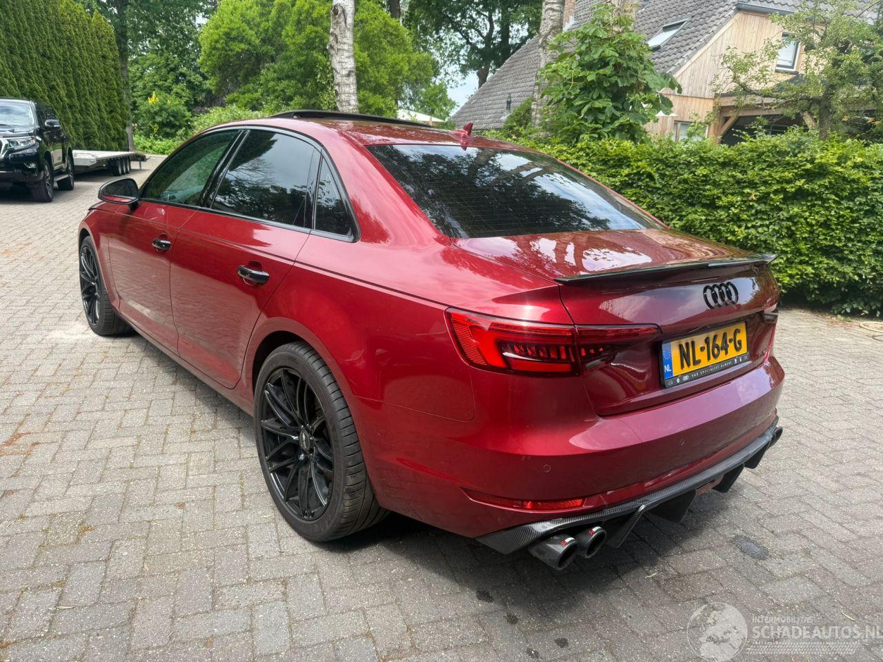 Audi A4 2.0 TFSI PANO LEER NL AUTO LIMOSINE