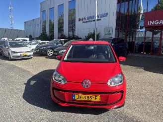 krockskadad bil auto Volkswagen Up! 1.0 move up! BlueMotion MET LM VELGEN GEEN SCHADE 2016/1
