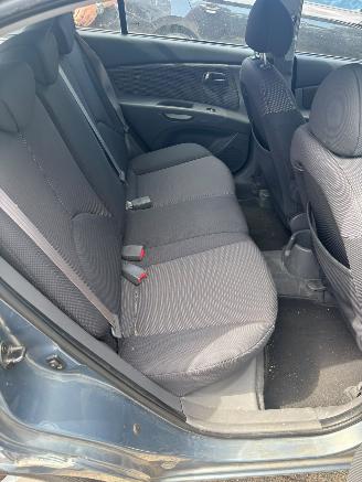 Kia Rio  picture 15