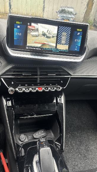 Peugeot 2008 E ALLURE PACK picture 12
