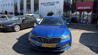 Vaurioauto  passenger cars Skoda Superb COMBI 15 TSI BUSS ED 2024/1