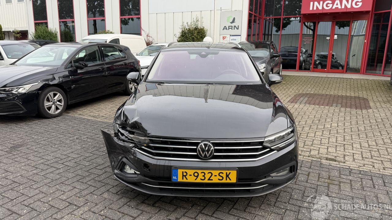Volkswagen Passat VARIANT BUSINESS 1.5 110KW.