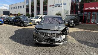 damaged passenger cars Seat Tarraco 1.5FR 7P 2021/2