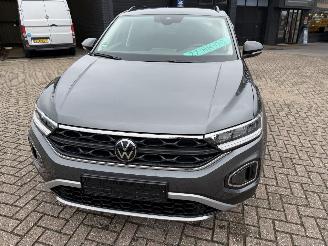 Volkswagen T-Roc 1.0 - 85 Kw 6V. Goal picture 3