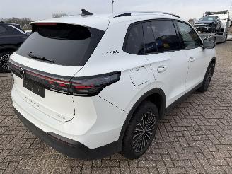 Volkswagen Tiguan 1.5 eTSi 150 Pk Mild Hybride DSG. Goal picture 11