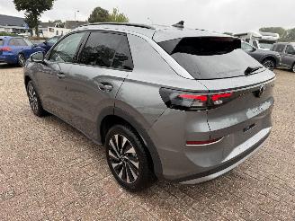 Volkswagen T-Roc 1.5 e-TSi DSG Goal. Nieuwste model picture 21