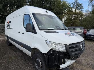 Schadeauto Mercedes Sprinter 317 CDi Automaat Maxi 2025/5