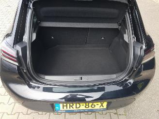 Peugeot 208 1.2 PureTech 100 Style picture 24