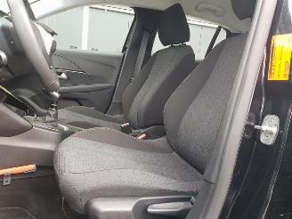 Peugeot 208 1.2 PureTech 100 Style picture 17