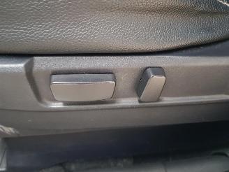 Mitsubishi Outlander 2.0 PHEV instyle picture 30