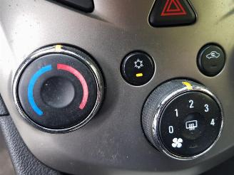 Chevrolet Aveo 1.2 LT picture 23