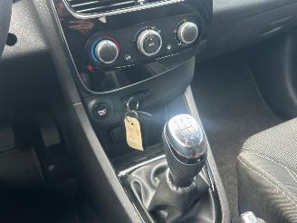 Renault Clio Estate 0.9 TCe Zen picture 16