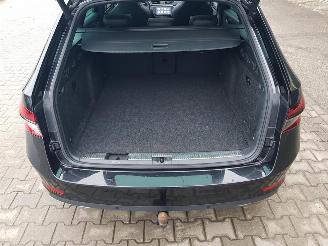 Skoda Superb Combi 1.4 TSI iV Business Edition Plus picture 21