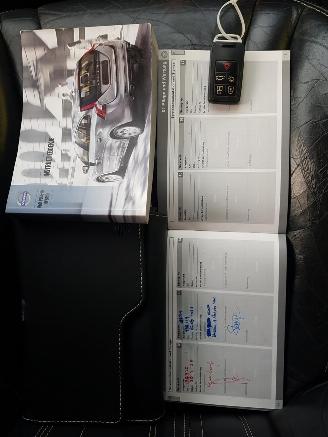 Volvo V-60 2.4 D6 AWD Plug-In Hybrid Pure Limited picture 19