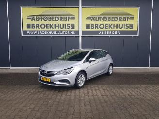 Damaged car Opel Astra 1.0 Edition 2016/2