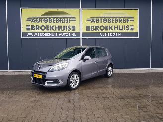 Damaged car Renault Scenic 1.2 TCe Collection 2013/3