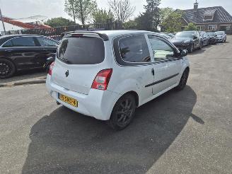 Voiture accidenté Renault Twingo 1.2 16v 2011/11