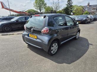 Schadeauto Toyota Aygo 1.0 12v 2011/11