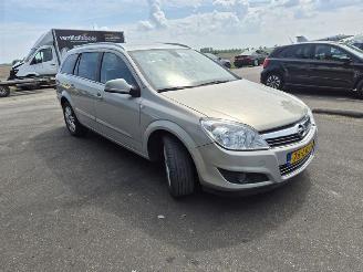 Opel Astra SW 1.6 16v picture 4
