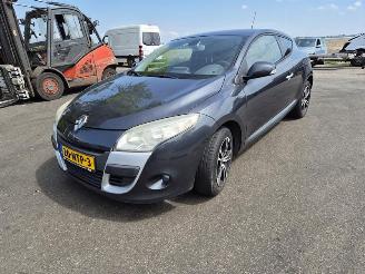 Renault Mégane Coupe 1.6 16v picture 3