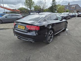 Vaurioauto  passenger cars Audi A5 Sportback 3.2 FSi Quattro 2010/1