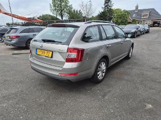 Avarii autoturisme Skoda Octavia Combi 1.2 TSi 2014/6