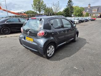 Unfallwagen Toyota Aygo 1.0 2010/6