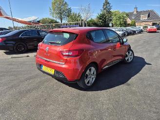 Unfallwagen Renault Clio 0.9 Tce 2013/9