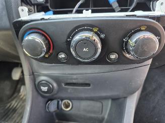 Renault Clio 0.9 Tce picture 9