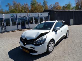 Vaurioauto  passenger cars Renault Clio Estate 1.5 dCi ECO Expression 2014/11