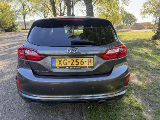 Ford Fiesta  picture 4