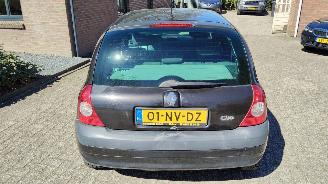 Renault Clio 1.2 comfort , 5-deurs , goed rijdend picture 5