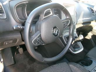 Renault Grand-scenic 1.8 Dci Corporate Edition picture 28