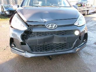 Hyundai I-10 1.0 Sky picture 8