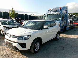 Schadeauto Ssang yong Tivoli 1.5 Comfort - Automatic 2022/12