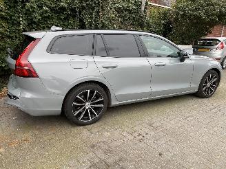 Volvo V-60 2.0 B4 Plus Bright Mild Hybrid picture 5