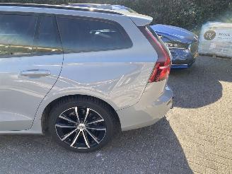 Volvo V-60 2.0 B4 Plus Bright Mild Hybrid VASTE PRIJS picture 14