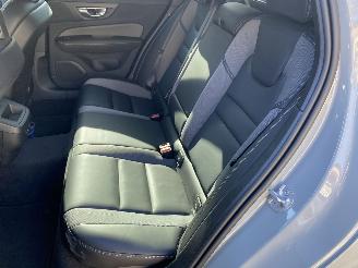 Volvo V-60 2.0 B4 Plus Bright Mild Hybrid VASTE PRIJS picture 17