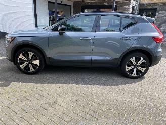 Volvo XC40 Recharge Core 70 KWh picture 1