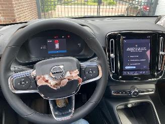Volvo XC40 Recharge Core 70 KWh picture 4