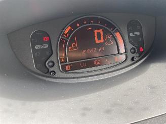 Renault Modus Automaat 1.6 82KW VASTE PRIJS picture 26