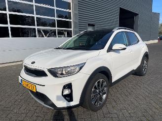 Avarii autoturisme Kia Stonic 1.0i T-GDi 12V SUV  Benzine 998cc 88kW (120pk) FWD 2018/1