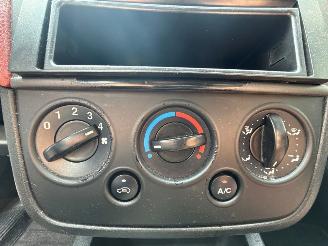 Ford Fiesta 1.25 16V Hatchback  Benzine 1.242cc 55kW (75pk) FWD picture 17