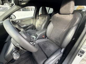 BMW 1-serie 120 1.5 TwinPower Turbo 12V Hatchback  Elektrisch Benzine 1.499cc 125kW (170pk) picture 11