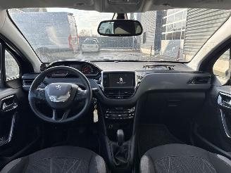 Peugeot 208 1.2 Vti 12V PureTech 82 Hatchback  Benzine 1.199cc 60kW (82pk) FWD picture 11