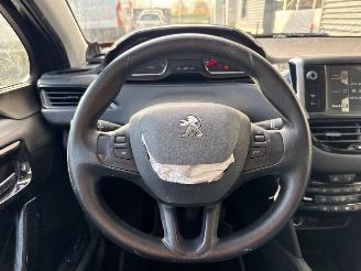Peugeot 208 1.2 Vti 12V PureTech 82 Hatchback  Benzine 1.199cc 60kW (82pk) FWD picture 13